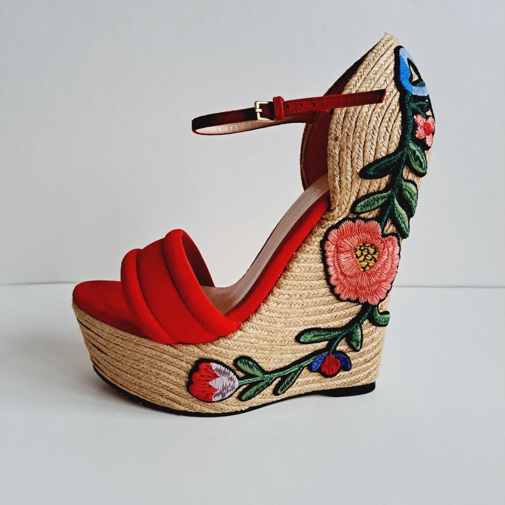 Gucci Red Suede Floral Embroidered Wedge Platform Ankle Strap Size 36.5 - Picture 7 of 16